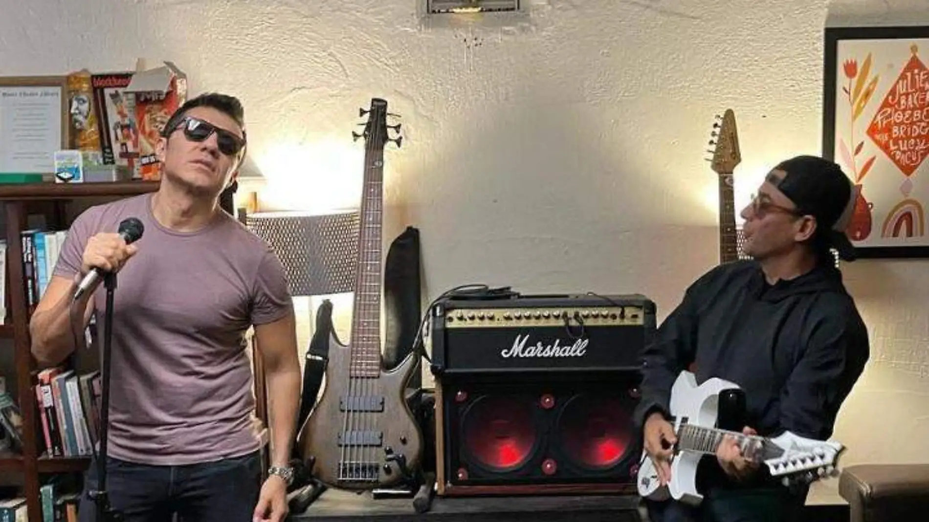 Adrián Uribe y Adal Ramones